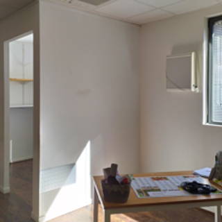 Bureau privé 20 m² 1 poste Location bureau Rue Vimaine Vienne 38200 - photo 1